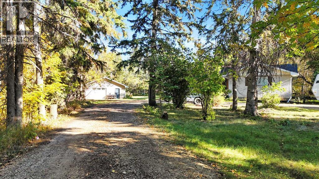 22 College Park Close Property Photo 4