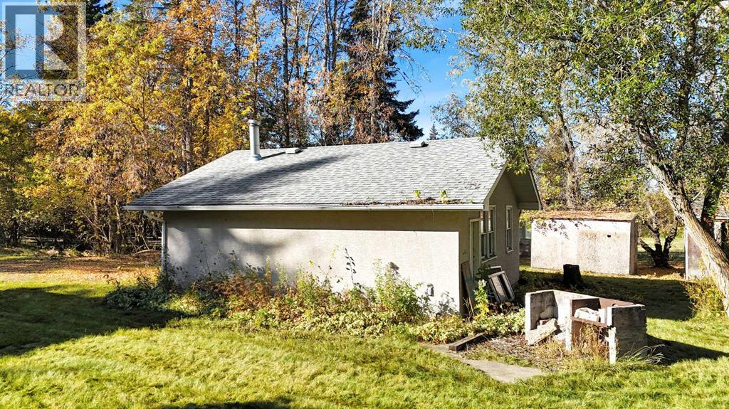 22 College Park Close Property Photo 6