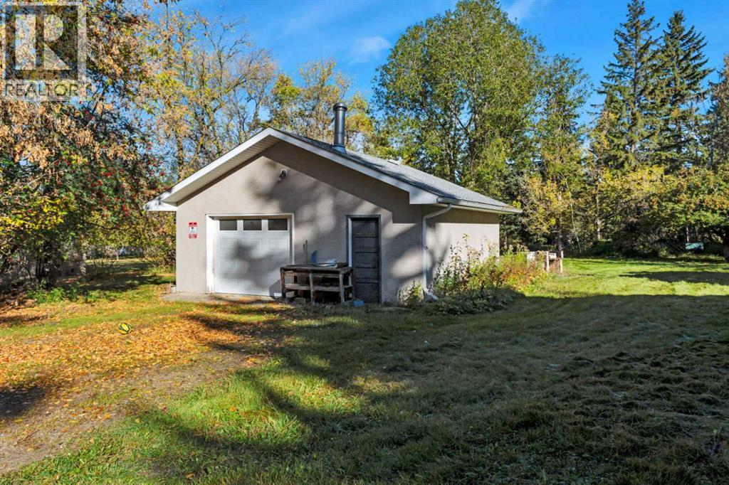 22 College Park Close Property Photo 21