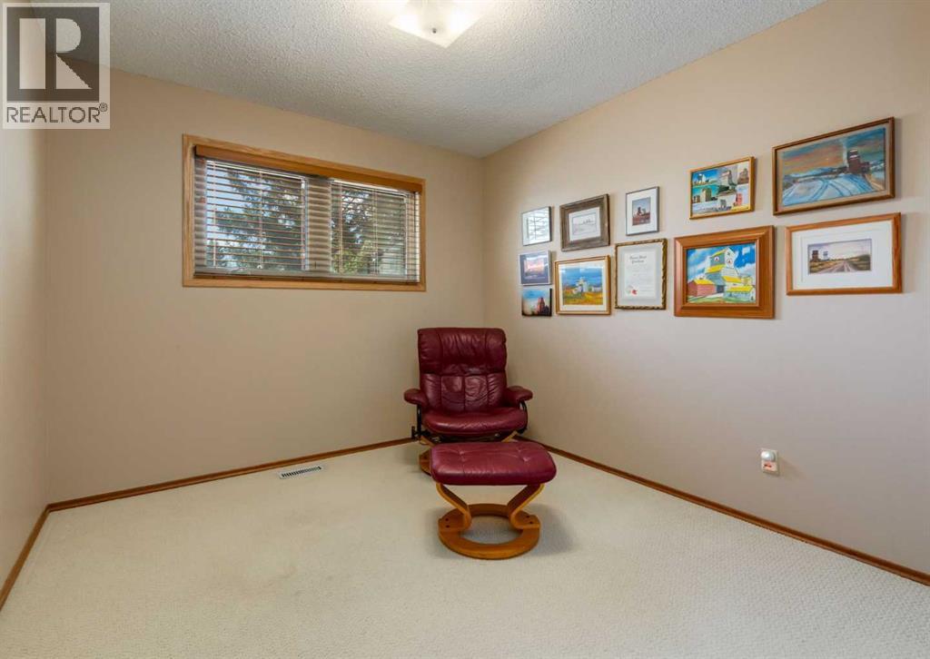 4808 Valiant Drive Nw Property Photo 20