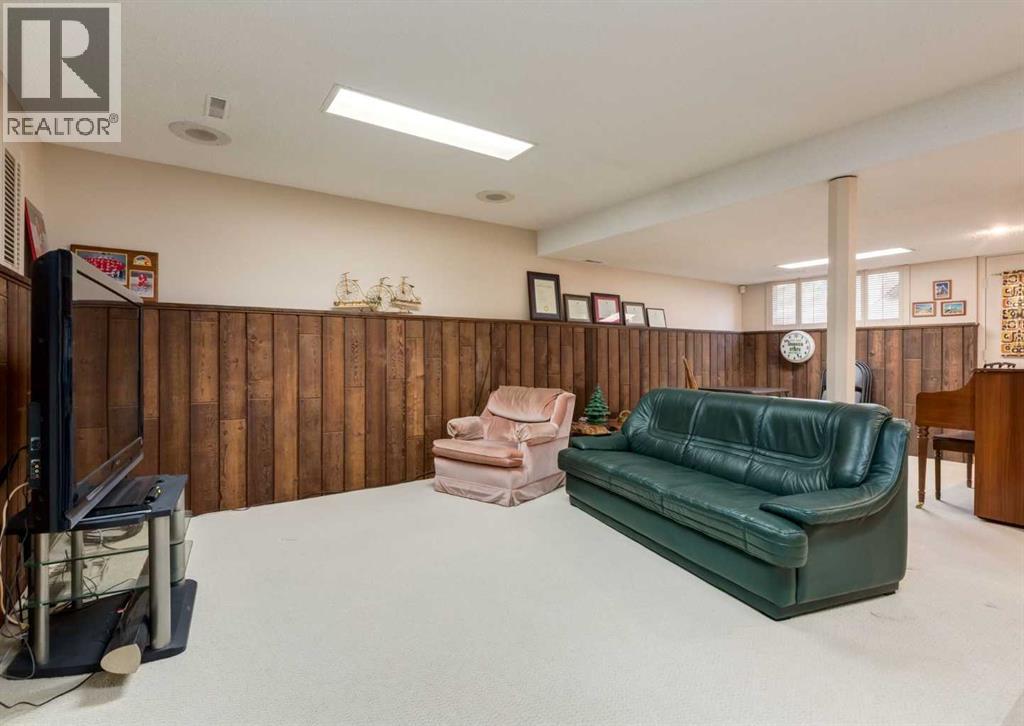 4808 Valiant Drive Nw Property Photo 24