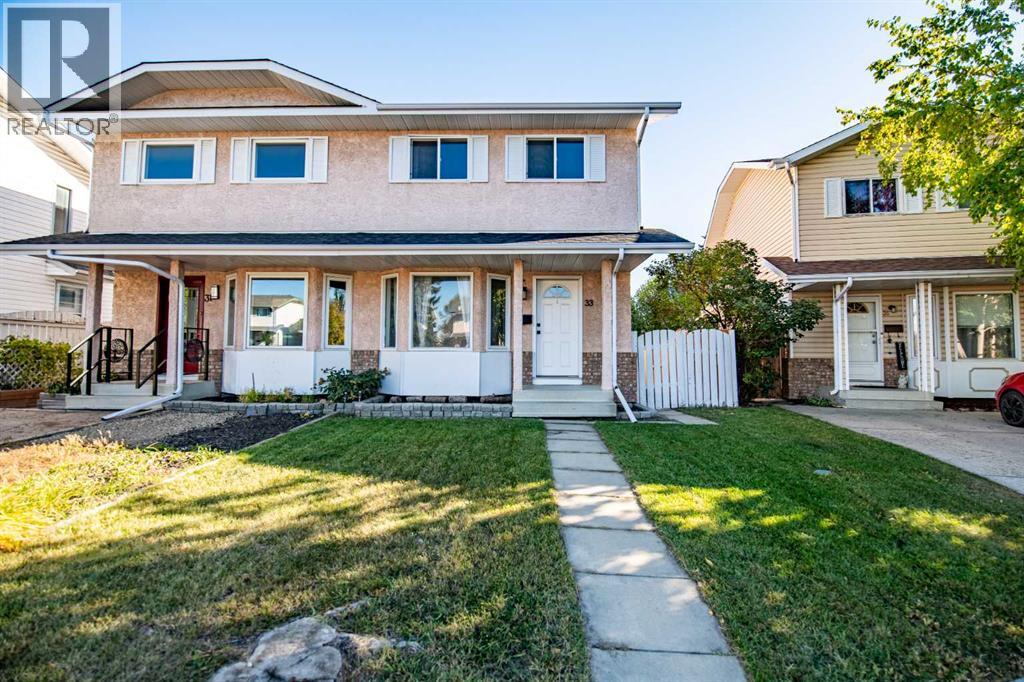 33 Kirsch Close Property Photo 1