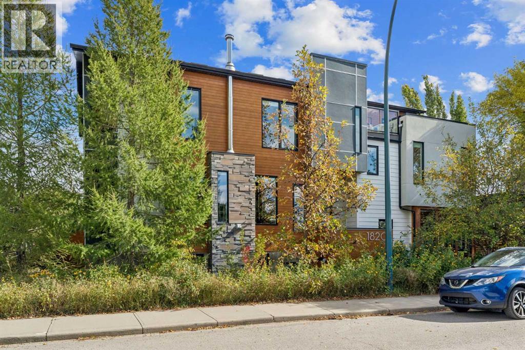 1820 4 Street NE Property Photo 1