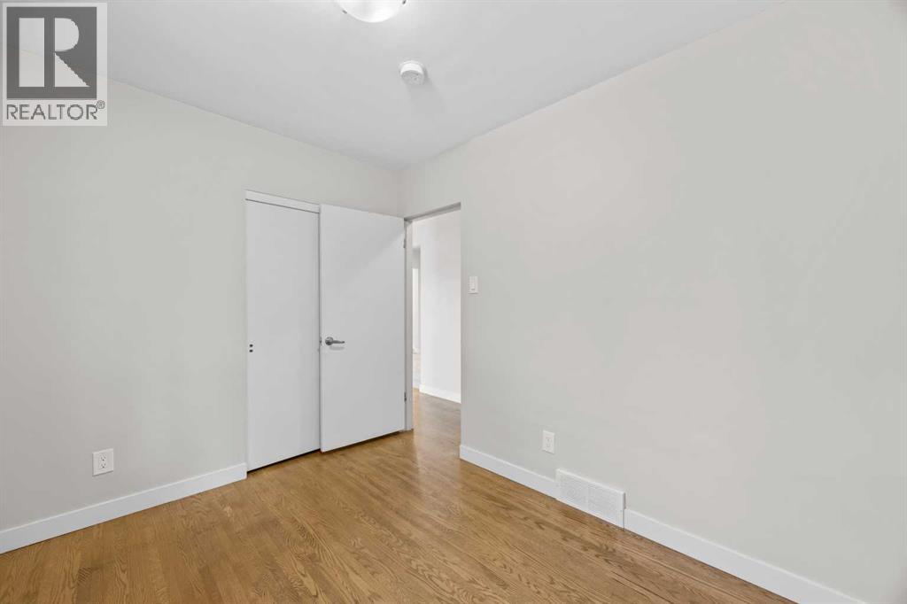 48 Selkirk Drive Sw Property Photo 24