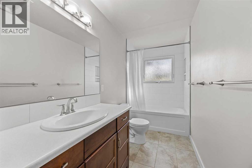 48 Selkirk Drive Sw Property Photo 25
