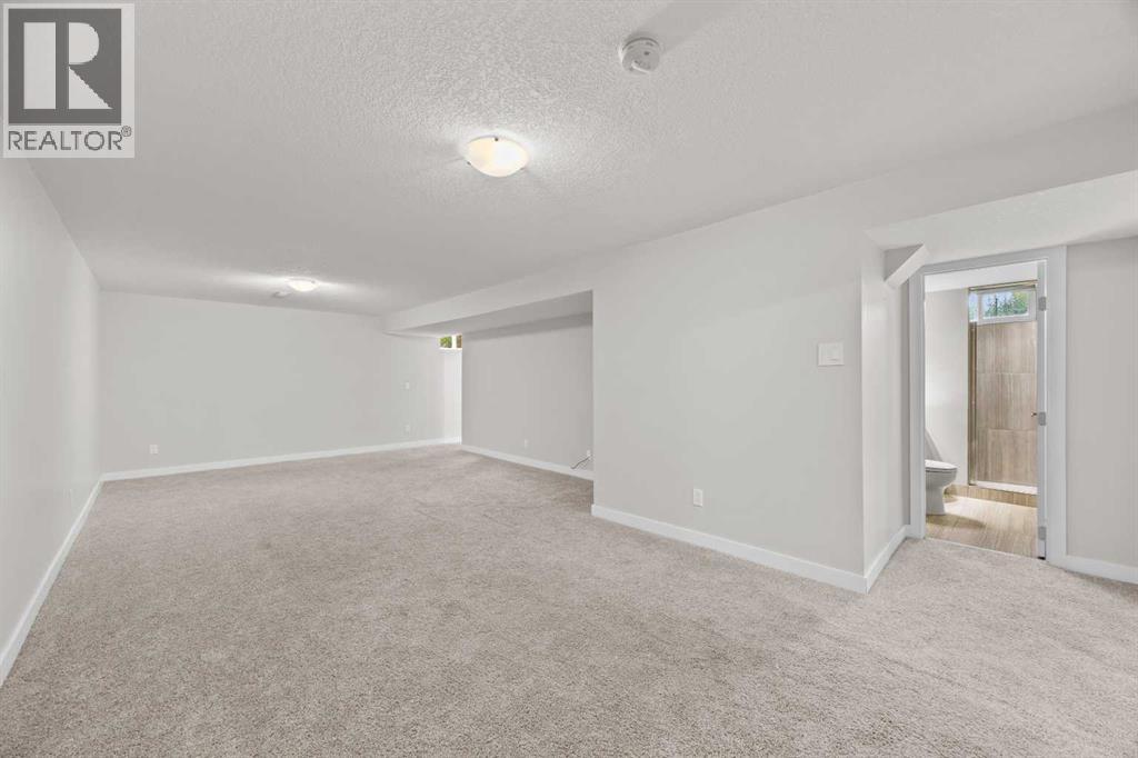 48 Selkirk Drive Sw Property Photo 30