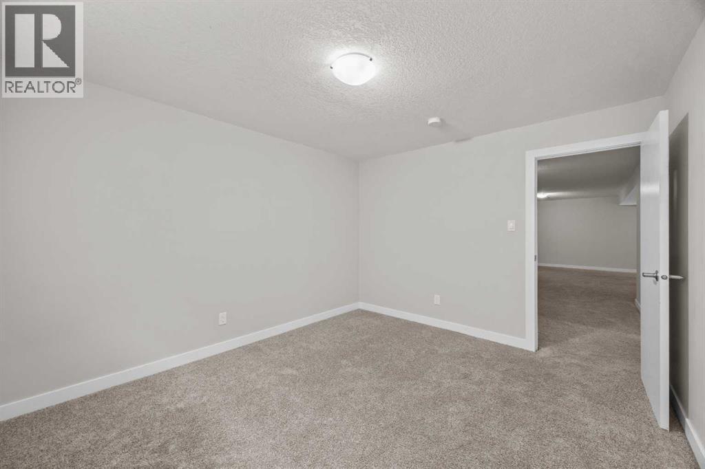 48 Selkirk Drive Sw Property Photo 33