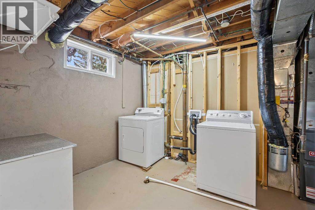 48 Selkirk Drive Sw Property Photo 39
