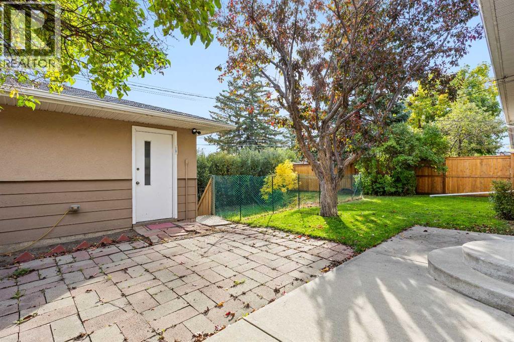 48 Selkirk Drive Sw Property Photo 40
