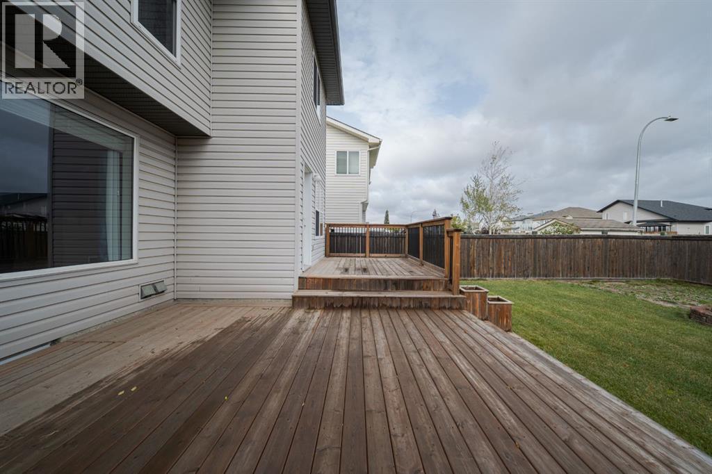 329 Archibald Close Property Photo 41