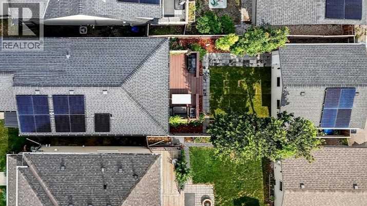 60 Mahogany Grove Se Property Photo 2