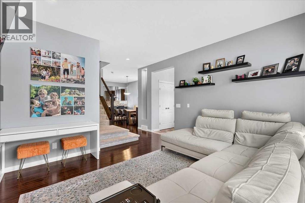 60 Mahogany Grove Se Property Photo 7