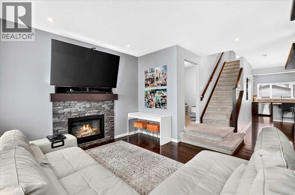 60 Mahogany Grove Se Property Photo 9