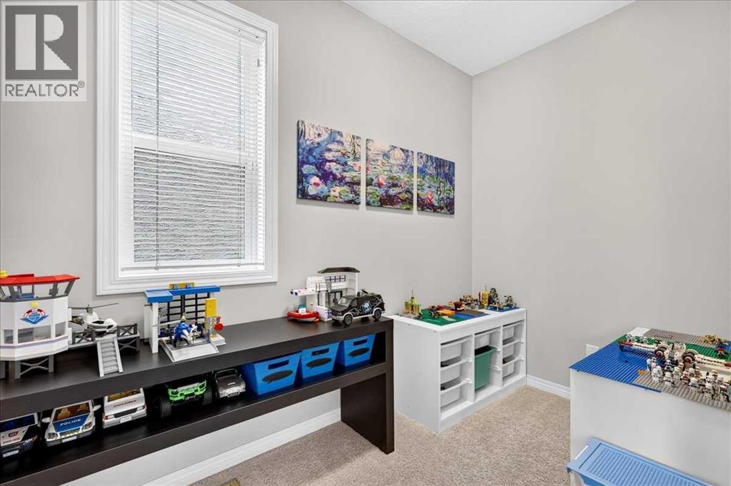 60 Mahogany Grove Se Property Photo 11