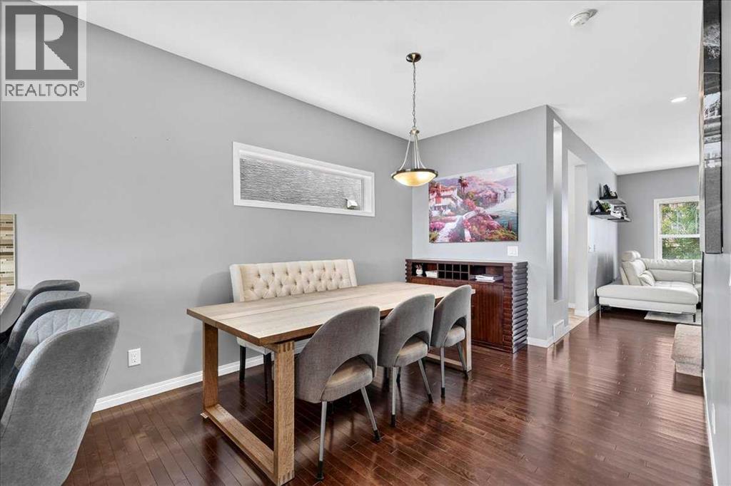60 Mahogany Grove Se Property Photo 22