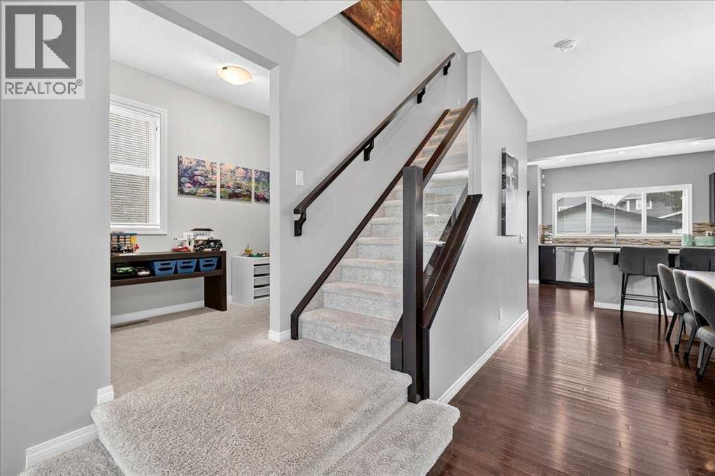 60 Mahogany Grove Se Property Photo 27