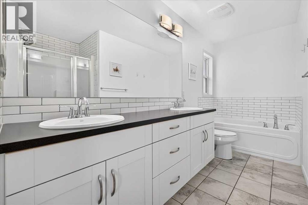 60 Mahogany Grove Se Property Photo 31