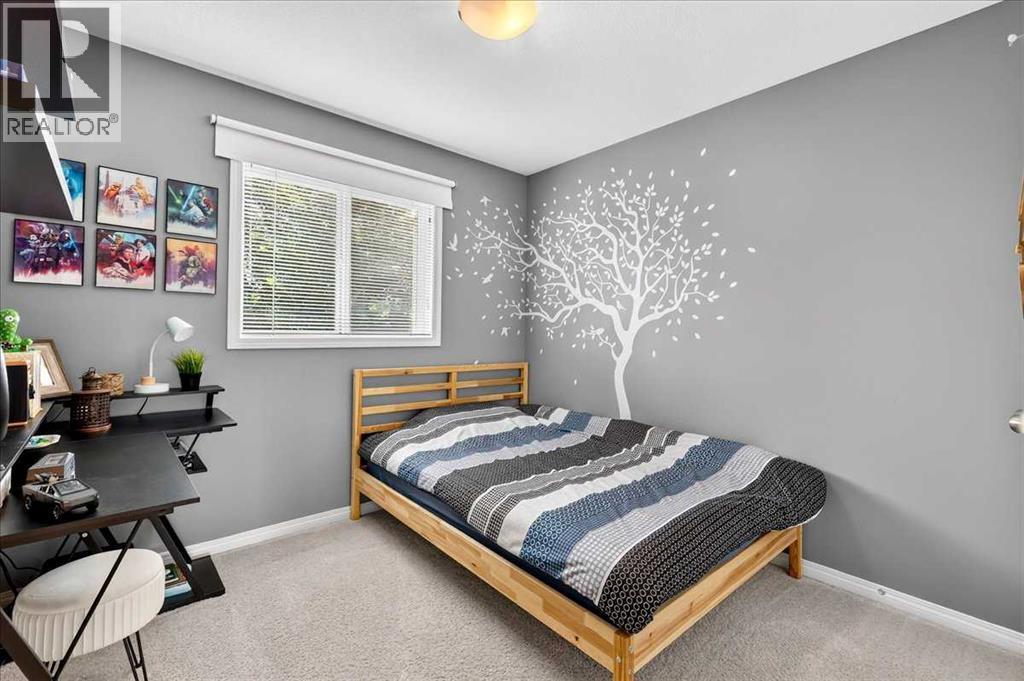 60 Mahogany Grove Se Property Photo 33