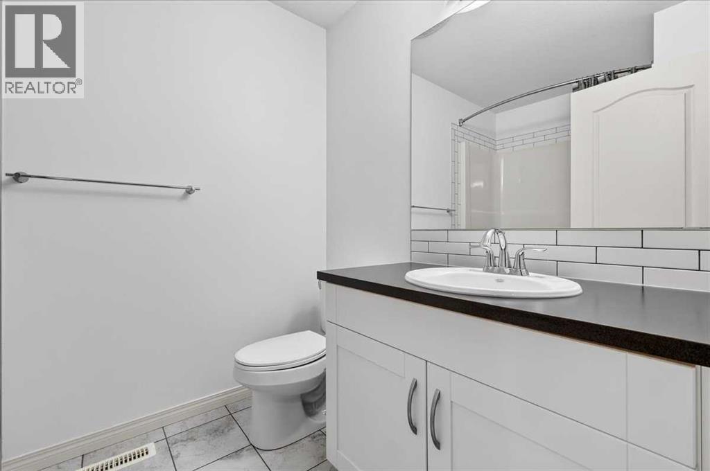 60 Mahogany Grove Se Property Photo 35