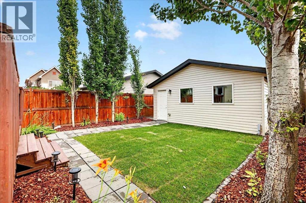 60 Mahogany Grove Se Property Photo 40