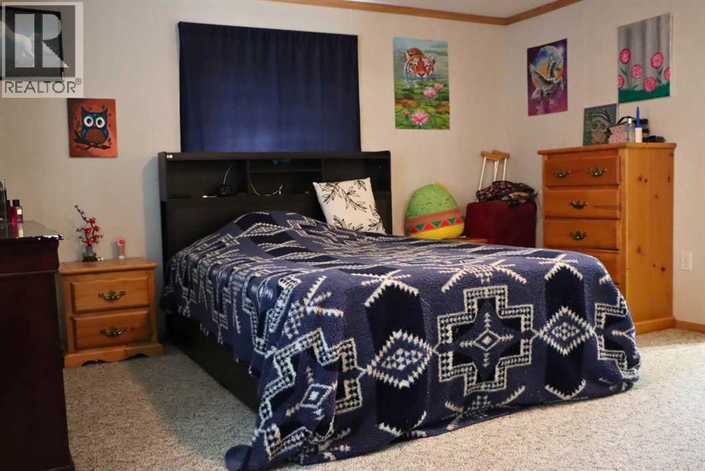 4912 54 Street Property Photo 17