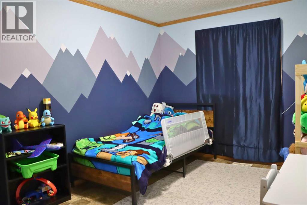 4912 54 Street Property Photo 22