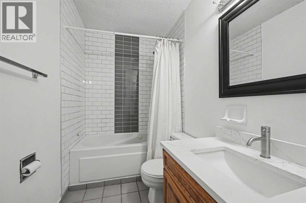1152 Ranchlands Boulevard Nw Property Photo 9