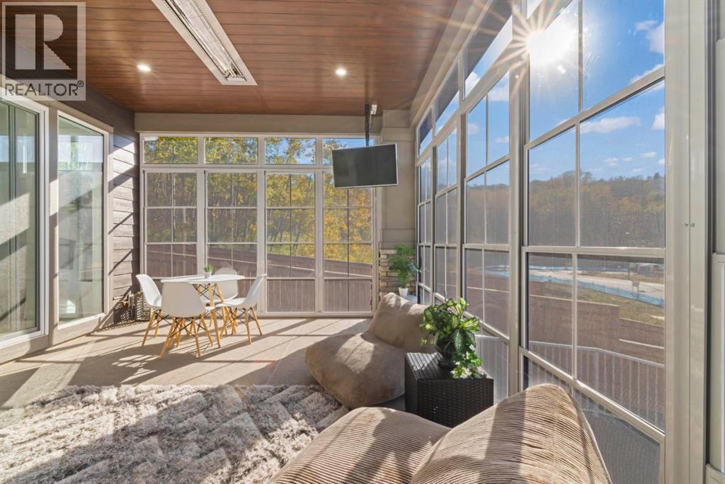 40 Crestridge Heights Sw Property Photo 16