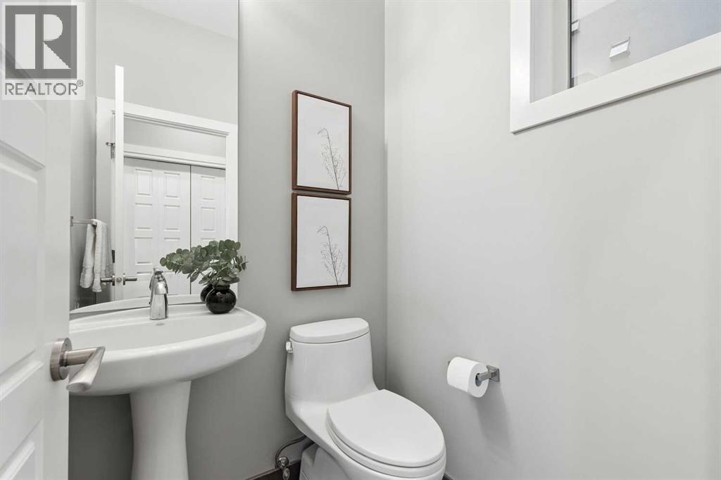 2207 32 Avenue Sw Property Photo 15