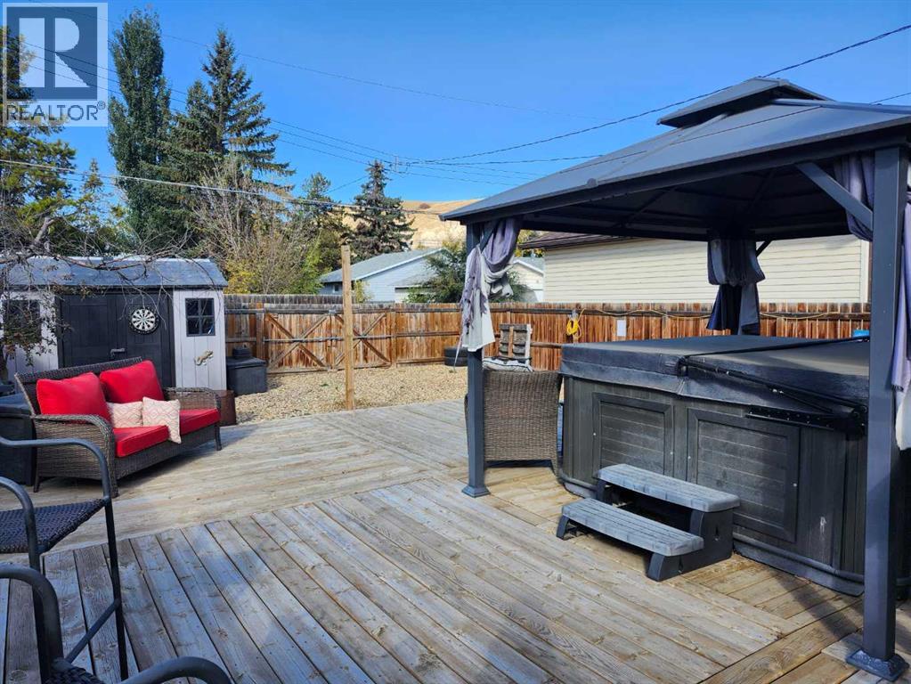 89 Poplar Street Property Photo 24