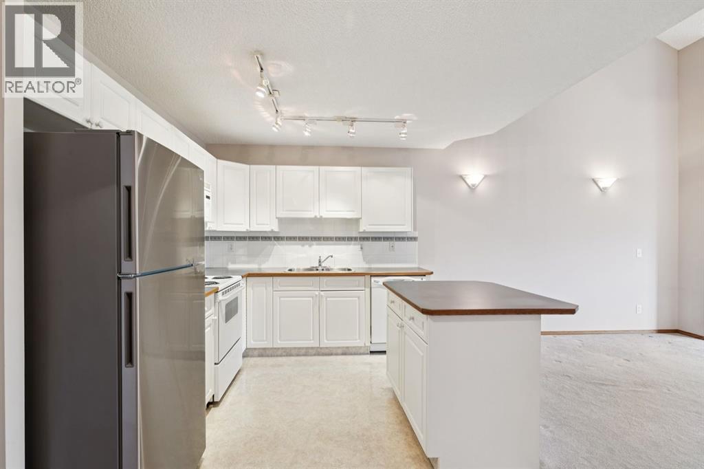 133 Chaparral Point Se Property Photo 2