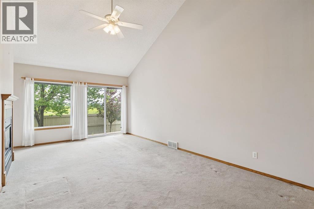 133 Chaparral Point Se Property Photo 8