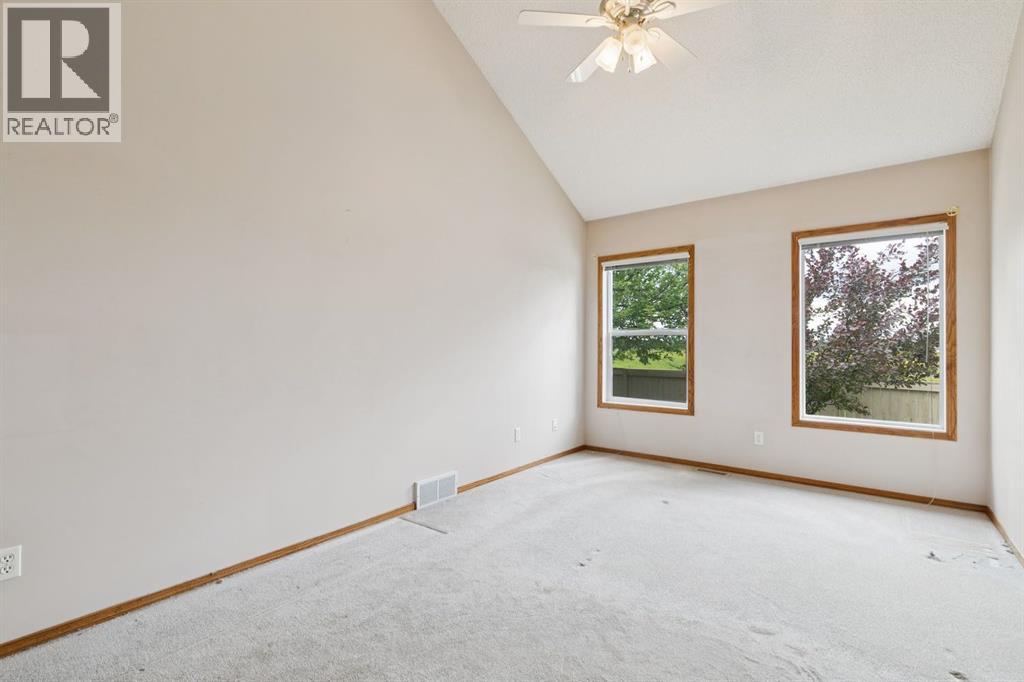 133 Chaparral Point Se Property Photo 10