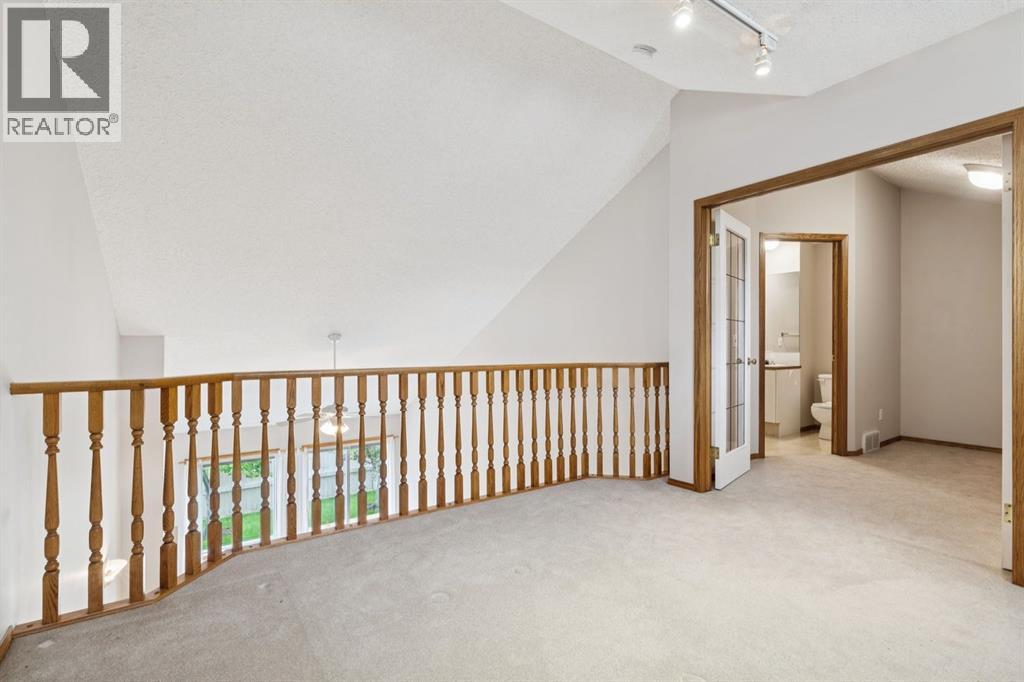 133 Chaparral Point Se Property Photo 15