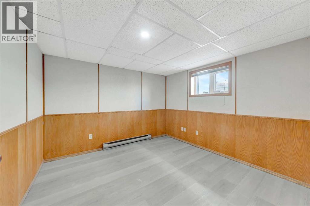 5008 47 Street Property Photo 21