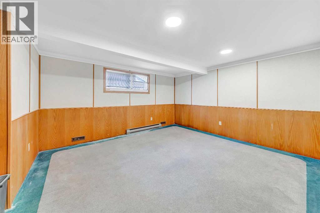 5008 47 Street Property Photo 27