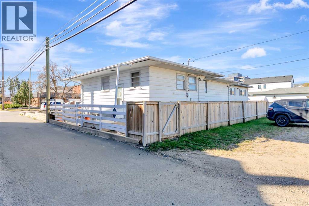5008 47 Street Property Photo 30