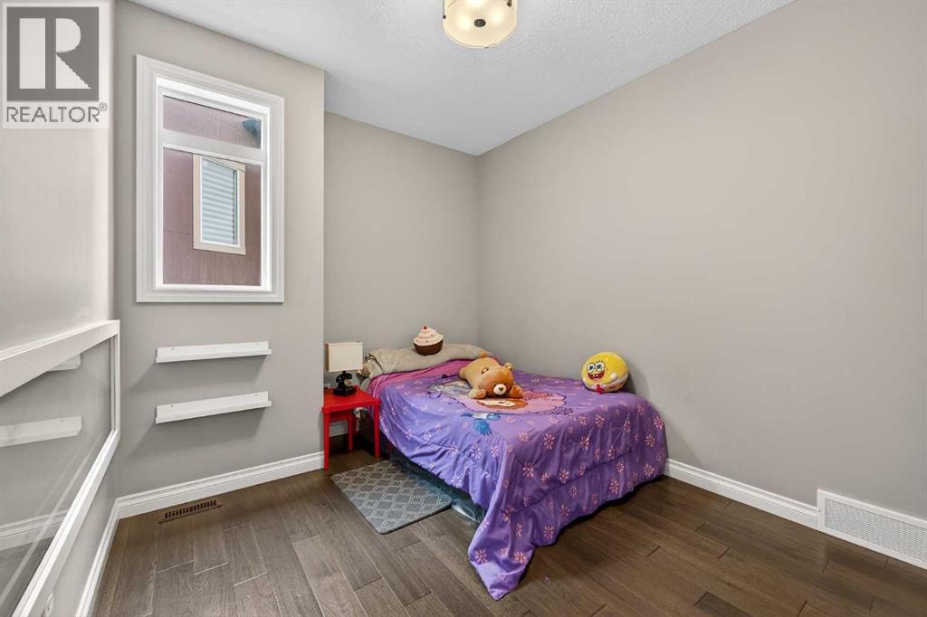 30 Evansborough View Nw Property Photo 7