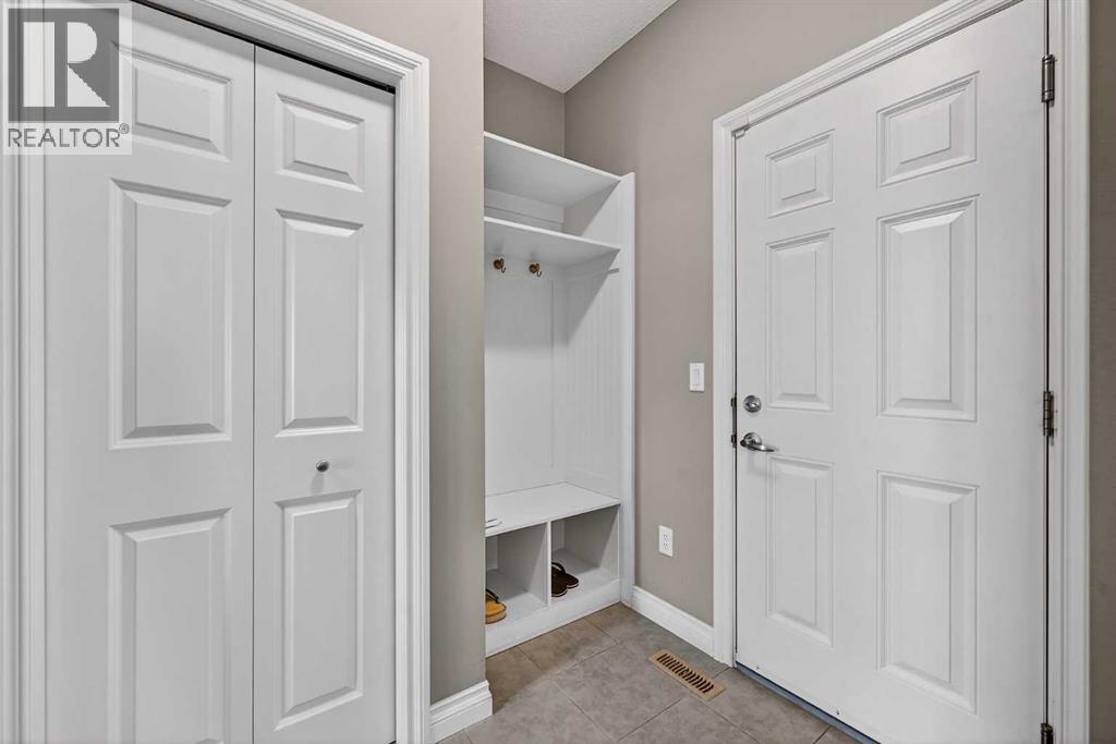 30 Evansborough View Nw Property Photo 8