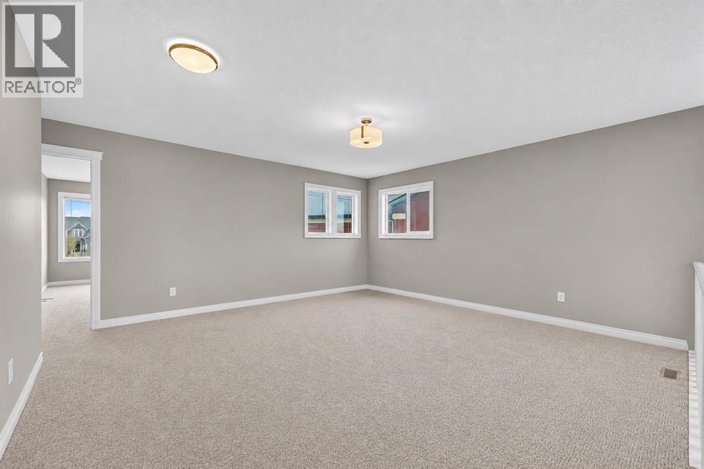 30 Evansborough View Nw Property Photo 27