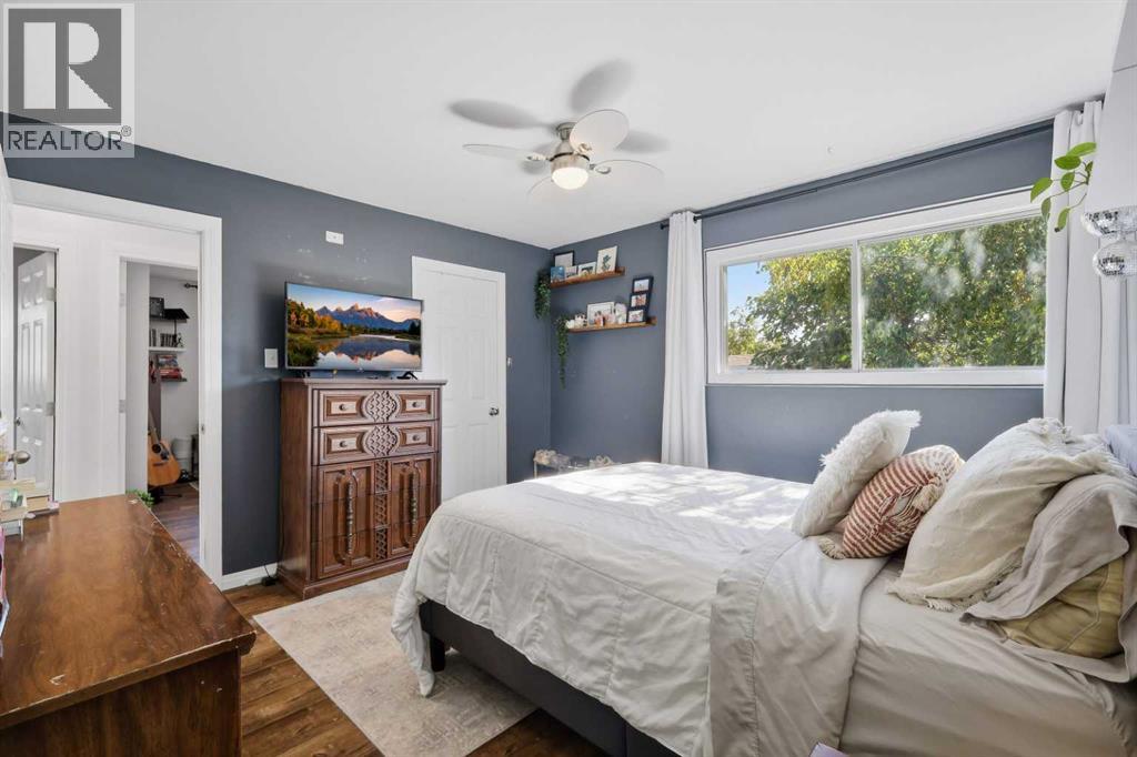 3809 52 Avenue Property Photo 12