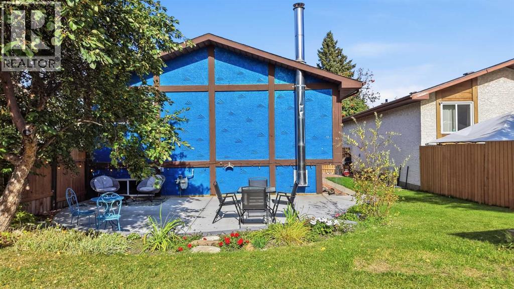 3809 52 Avenue Property Photo 24