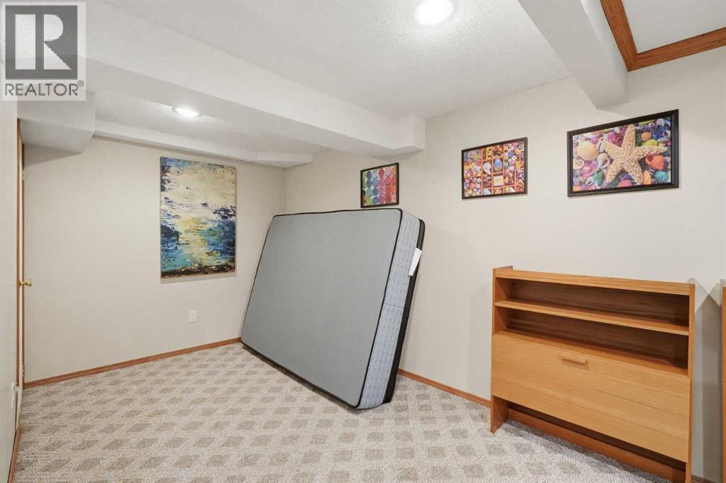 4615 31 Avenue Ne Property Photo 34