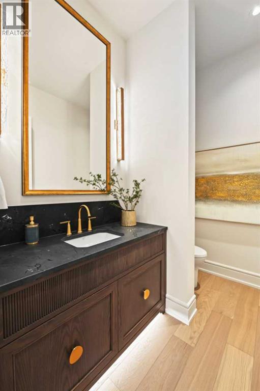 2125 Bowness Road Nw Property Photo 5