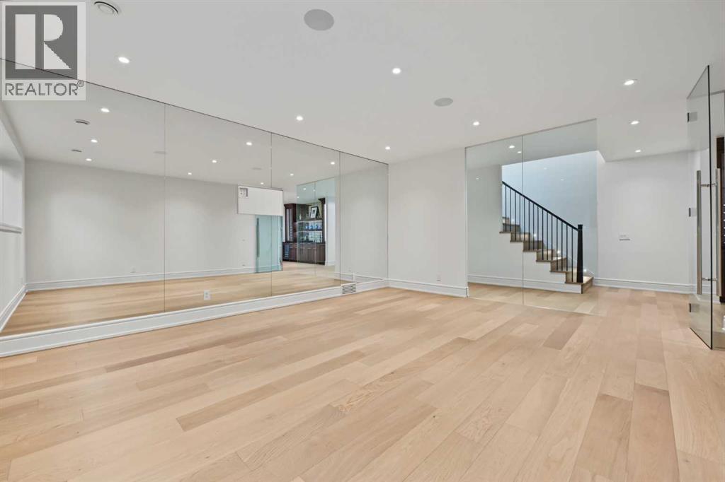 2125 Bowness Road Nw Property Photo 41
