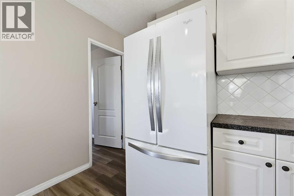 1328 13 Avenue Southwest Property Photo 14