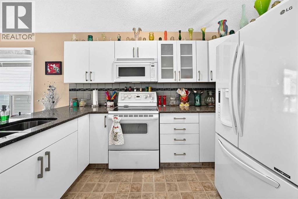 84 Tuscany Valley Drive Nw Property Photo 8