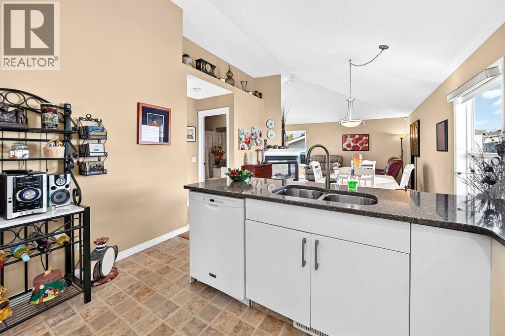 84 Tuscany Valley Drive Nw Property Photo 10