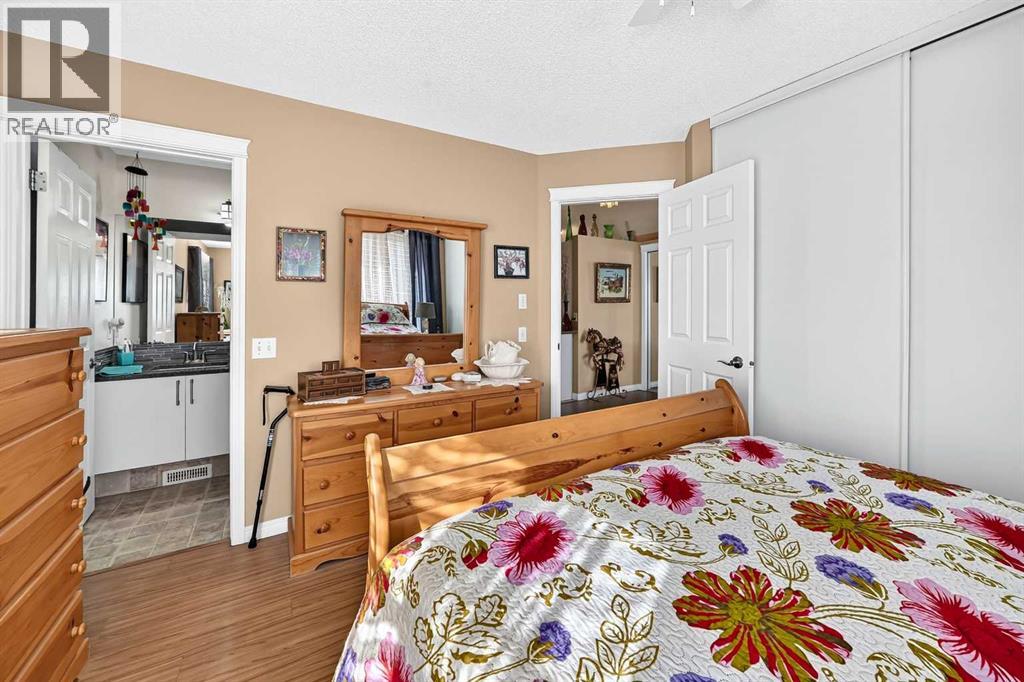84 Tuscany Valley Drive Nw Property Photo 23