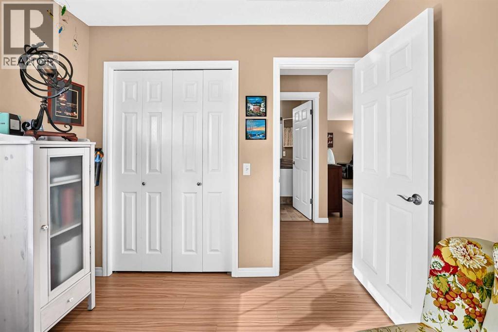 84 Tuscany Valley Drive Nw Property Photo 27